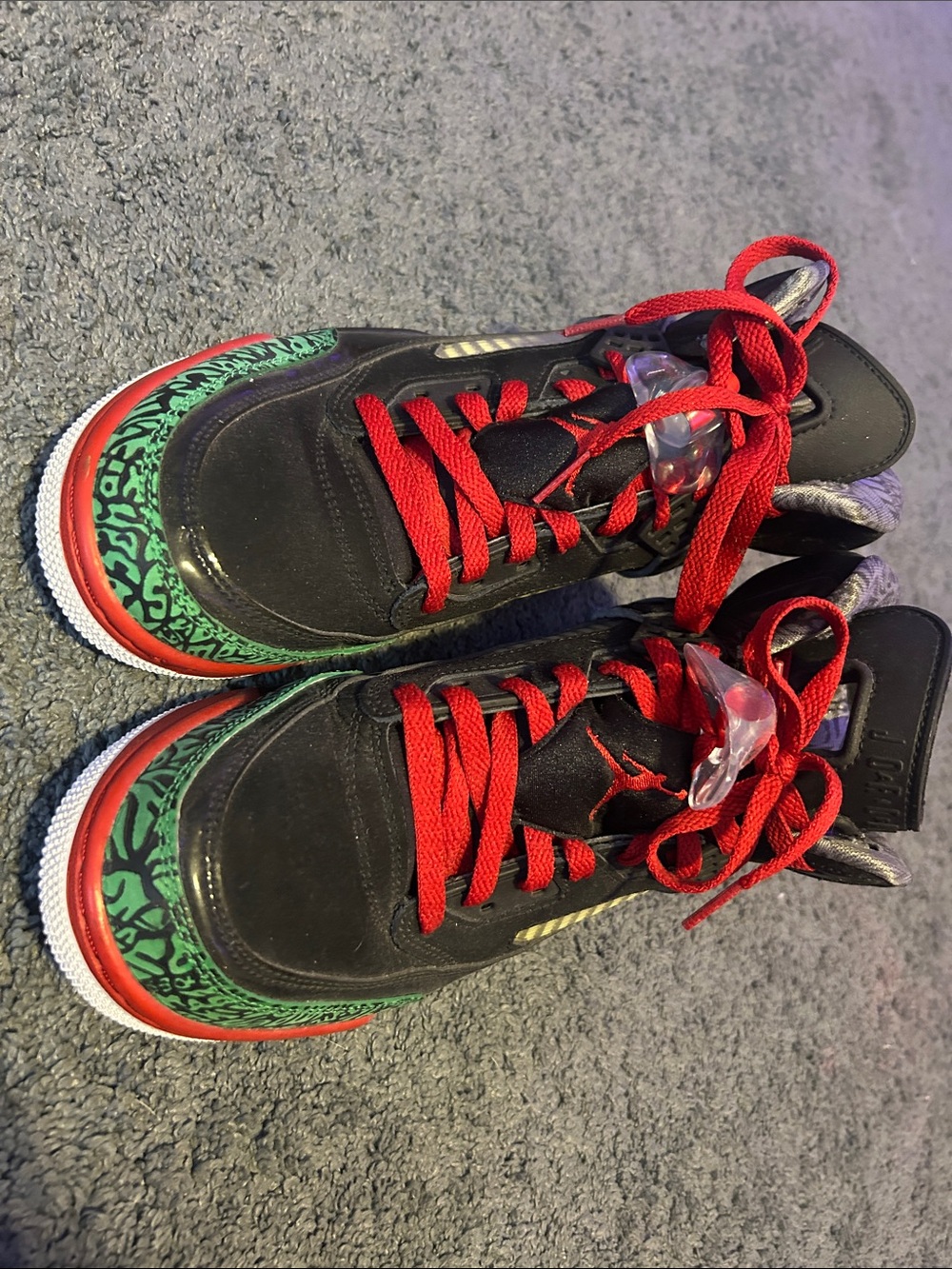 Jordan 4s